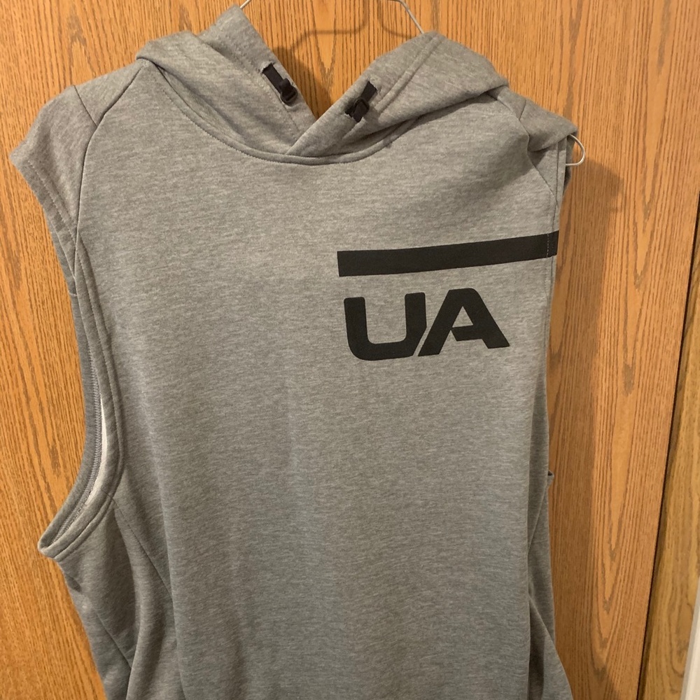 Under Armour Sleeveless Hoodie